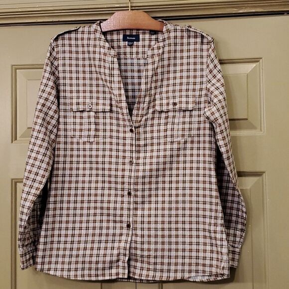Women's Faconnable plaid v neck button front shirt - Picture 1 of 13